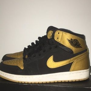 Jordan 1 Retro Melo PE